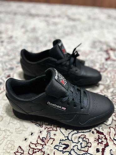 часы токмок: Эркектердин кроссовкасы, 42, Reebok, Жаңы, түсү - Кара — 2