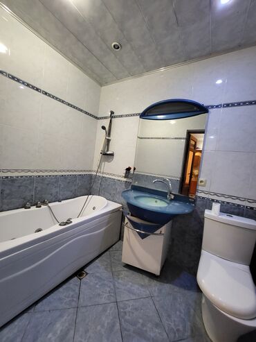 Uzunmüddətli kirayə mənzillər: Xalqlar Dostluğu 251 saylı məktəbin yaninda, 16/4 cü mərtəbəsi 2 otaqa — 9