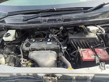 Toyota: Toyota Voxy: 2006 г., 2 л, Вариатор, Бензин, Минивэн — 16