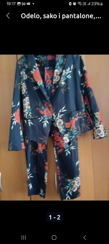 Women's Clothing: Zara, L (EU 40), Floral, color - Multicolored at lalafo.rs Women's Clothing: Zara, L (EU 40), Floral, color - Multicolored