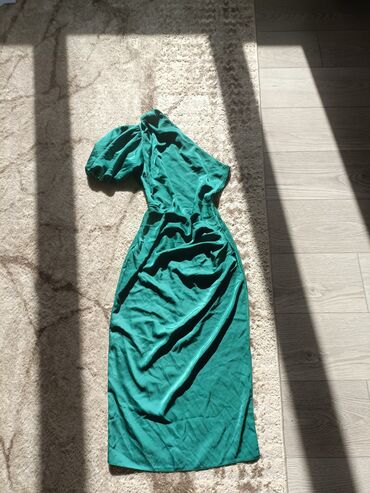 вечернее женское платье: Вечернее платье, Русалка, Длинная модель, Атлас, Без рукавов, Один рукав, S (EU 36)