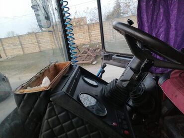 Traktorlar: Tecili satilir yaxsi veziyyetdedir senetleride qaydasindadir. elave — 6