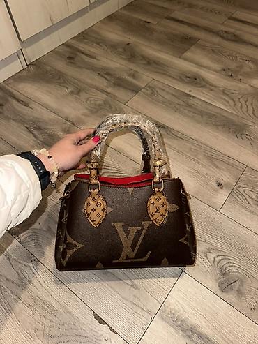 Modni rančevi: Ženska torba – monogram motiv - Materijal: čvrsta eko koža sa — 4