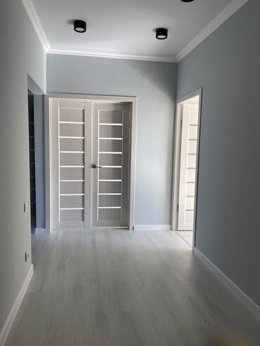 Продается квартира: 4 комнаты, 102 кв. м