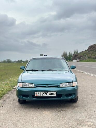mazda hatchback: Mazda Cronos: 1992 г., 2 л, Механика, Бензин, Седан
