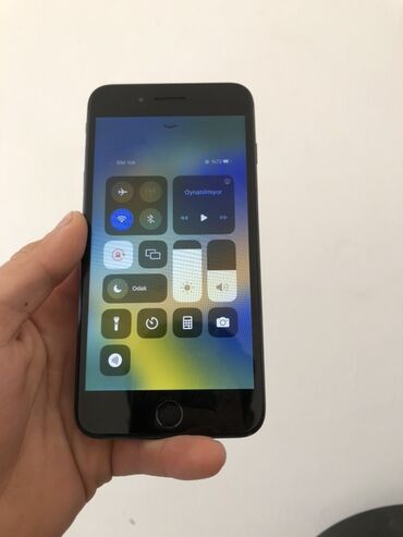 su qizdirici pitiminutka: IPhone 8 Plus, Qara, Barmaq izi