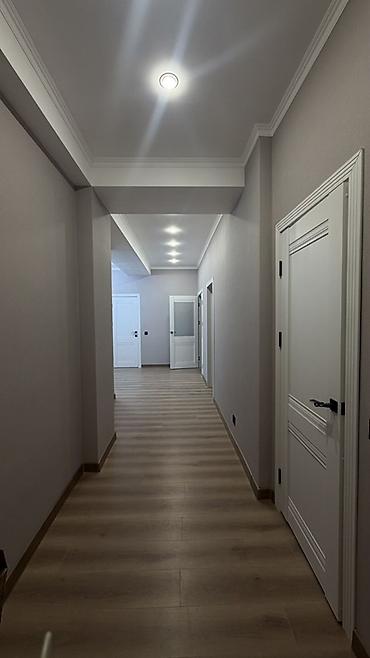 3 кв асанбай: Аренда офисов, 100 м², В жилом комплексе, С отдельным сан узлом — 2