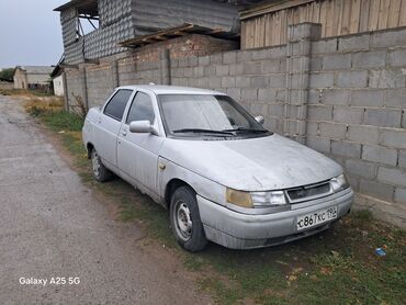 автомобиль соната: ВАЗ (ЛАДА) 2110: 1998 г., 1.5 л, Механика, Бензин, Седан