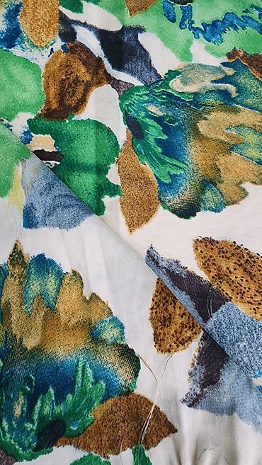 Parçalar: Məhsul: Naxışlı parça – floral print, daşlı bəzəklə - Material: satin — 3
