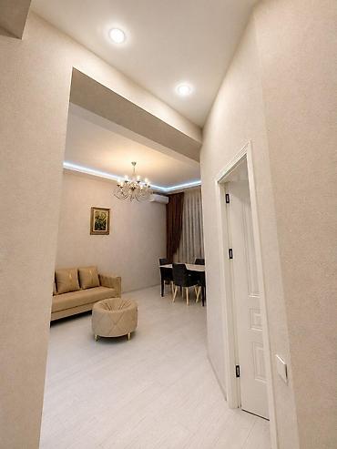 divanlarin temiri: İcarəyə verilir 2 otaqlı yeni tikili 90 m², 8 Noyabr m. Kateqoriya — 3