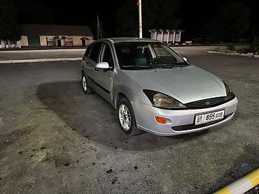 Ford Focus: 2001 г., 1.6 л, Механика, Бензин, Хэтчбэк
