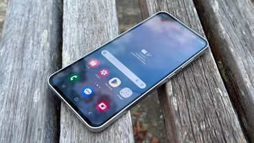 Samsung Galaxy S24, 256 ГБ, цвет - Белый