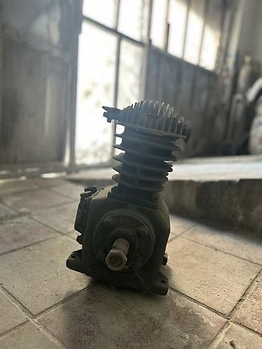 su ceken mator: Məhsul: Hava kompressoru başlığı (silindr-blok komplekti) Təsvir: - — 1
