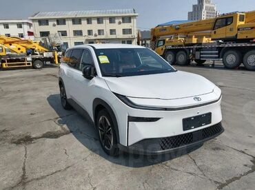 электромобиль weltmeister ex5: Продаю Toyota bz3x. GAC Toyota Platinum 3X 2025 520 Pro 5-дверный