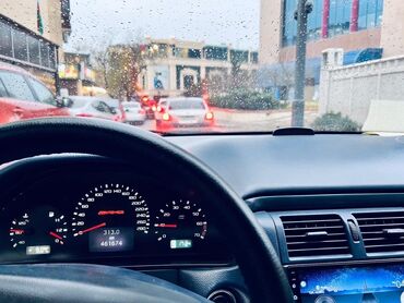 Kimya: Mercedes-Benz 220: 2.2 l | 2001 il Sedan