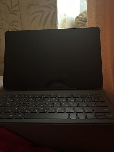 HONOR planşet + maqnitli klaviaturalı kitabça-tipli örtük - Model lalafo.az -da HONOR planşet + maqnitli klaviaturalı kitabça-tipli örtük - Model