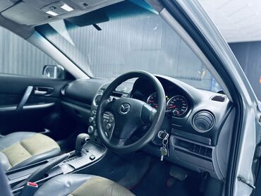 продаю или меняю с доплатой мне: Mazda Atenza: 2002 г., 2 л, Автомат, Газ, Седан