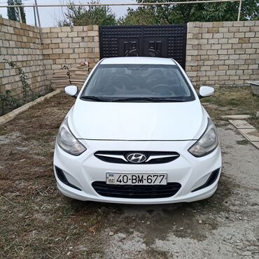 Hyundai: Hyundai Accent: 1.4 л | 2012 г. Седан