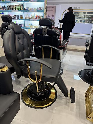 Салонные кресла: Парихмахерские кресла ! Кресля для барбершопа и все прочее на заказ — 14