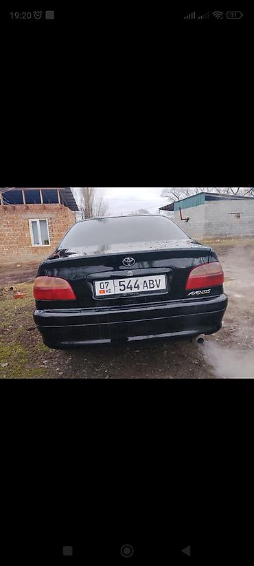 Toyota: Toyota Avensis: 2001 г., 1.8 л, Механика, Бензин, Седан — 2