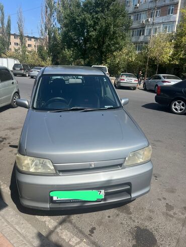 Nissan: Nissan Cube: 2000 г., 1.3 л, Автомат, Бензин