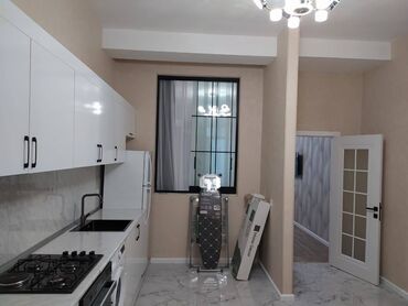 Uzunmüddətli kirayə mənzillər: Binəqədi rayonu Azadlıq prospektində Koroğlu Rezedencedə 17 mərtəbəli — 12