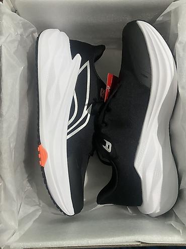 лининг крос: Легкие беговые кроссовки Li-Ning (модель с логотипом «перьевой» — 3