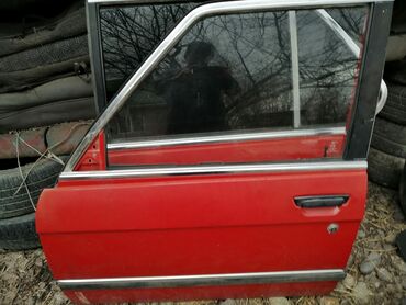 запчасти на бмв е 38: Комплект дверей BMW 1985 г., Б/у, цвет - Красный