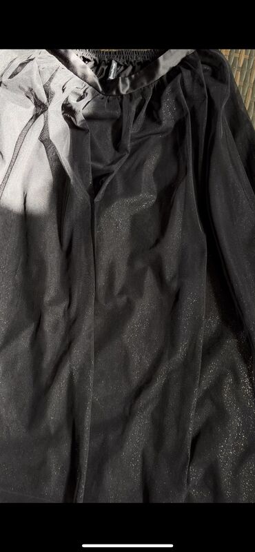 женские юбки с клиньями: S (EU 36), M (EU 38), цвет - Черный