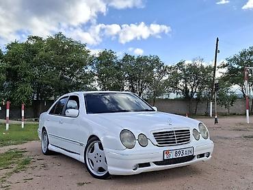 Mercedes-Benz E-Class: 2000 г., 3.2 л, Автомат, Газ, Седан