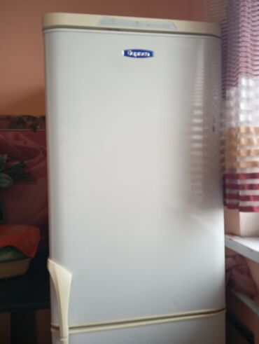 macbook air рассрочка: Холодильник Biryusa, На запчасти, Двухкамерный