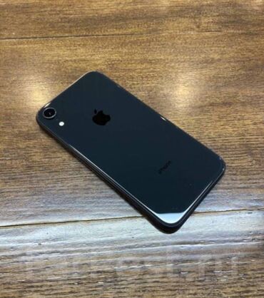 Apple iPhone: IPhone Xr, Б/у, 64 ГБ, Черный, Наушники, Защитное стекло, Чехол, 100 %