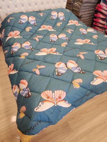 Yorğanlar, adyallar: Laperla qış yorğanları Bir nəfərlik 160*220 25azn İki nəfərlik — 7