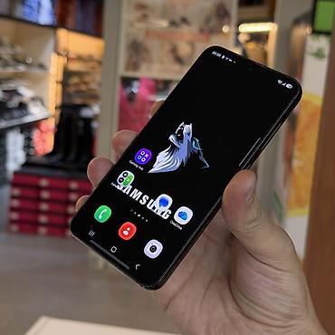 galaxy 22: Samsung Galaxy S23, Б/у, 256 ГБ, цвет - Черный, 1 SIM, eSIM — 4