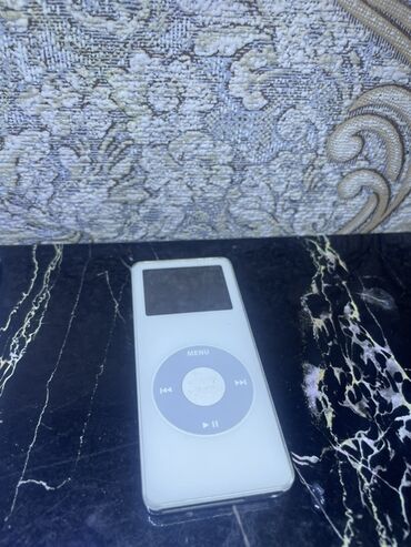 индукционная плита купить в баку: IPod Nano 1-ci nəsil, işlək vəziyyətdədir. Yaddaşı və batareyası