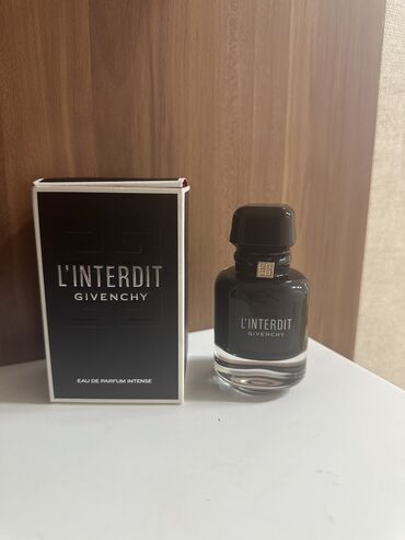 soel parfum qadin etirleri: Sabinadan 254manata almisam,50ml-dir.1defe istifade etmisem,qoxusu