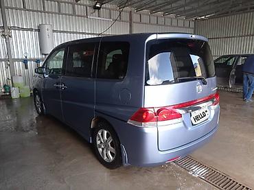 lexus 2008: Honda Stepwgn: 2005 г., 2 л, Автомат, Бензин, Минивэн — 4