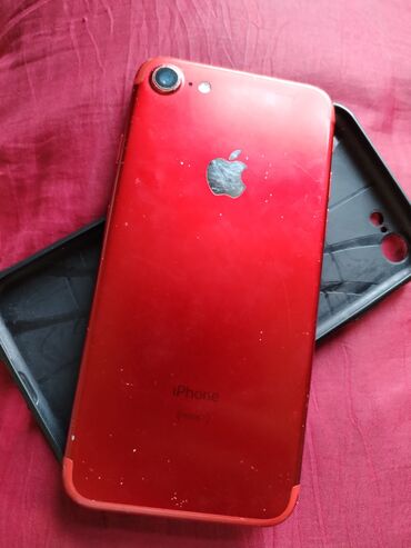 işlenmiş xaladenikler: IPhone 7, 128 GB, Qırmızı, Zəmanət, Barmaq izi, Simsiz şarj