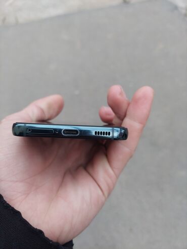 Samsung: Samsung Galaxy S22 5G, 128 GB, rəng - Boz, Barmaq izi, Simsiz şarj, İki sim kartlı — 6