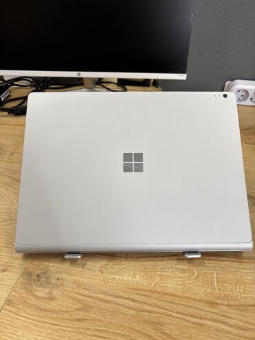 Digər noutbuklar və netbuklar: Intel Core i7, 8 GB, 15 " — 6