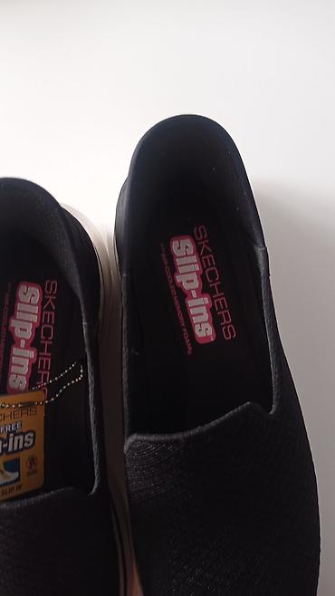 для слепых: Лоферы, 40.5, Skechers, Новый, цвет - Черный, Платная доставка — 3