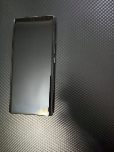 Информатика: Honor 70, 256 ГБ, цвет - Черный, Сенсорный, Отпечаток пальца, Беспроводная зарядка