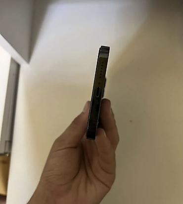iphone 5c: IPhone 12 Pro Max, Qara, Face ID — 4