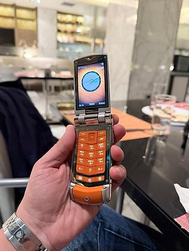 phone 4s: Vertu Constellation, rəng - Narıncı, Düyməli — 5