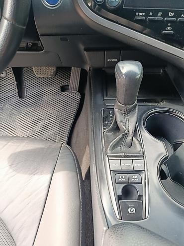 велтмейстер авто: Toyota Camry: 2019 г., 2.5 л, Вариатор, Гибрид, Седан — 9