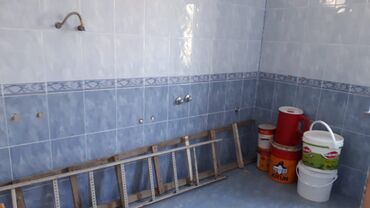 Həyət evləri və villaların satışı: Binəqədi qəs. 3 otaqlı, 100 kv. m, Orta təmir — 3