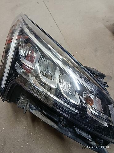 Передние фары: Комплект передних фар Kia Б/у, Оригинал — 1