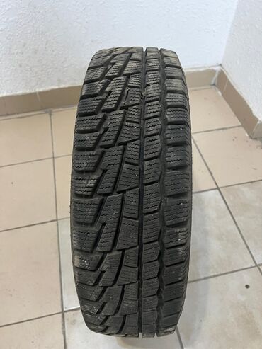 зимние шины на ниву 21214: Шины 185 / 60 / R 15, Зима, Б/у, Комплект, Легковые, Россия, Cordiant