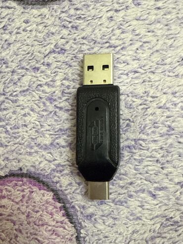 mobile aksesuar: USB s cd type c basligli coxlu saysa var elde hemde kompa girir