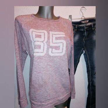 h papuce: Nov duks Denim seweat M
Pazuh 53cm
Duzina 65cm
Baggy kroja, puniji